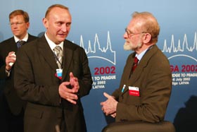 2SESIJA5.JPG (20394 bytes)