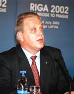 NATO03.JPG (15466 bytes)