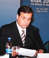 NATO04.JPG (16281 bytes)