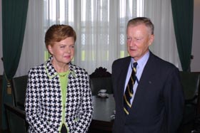 VIKE7.JPG (21425 bytes)