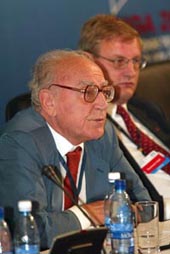 DISKUSIJA8.JPG (19725 bytes)