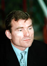 NAGLIS.JPG (16288 bytes)