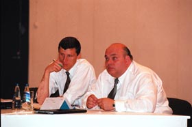 P02.JPG (16771 bytes)