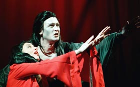 OPERA3.JPG (18504 bytes)