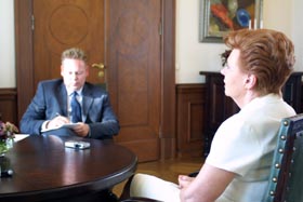 INTERVIJA.JPG (20074 bytes)