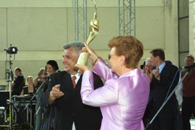 LIET7.JPG (20805 bytes)