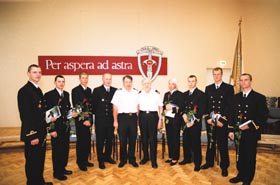 A04.JPG (23553 bytes)