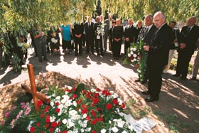 D07.JPG (33314 bytes)