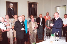 D08.JPG (24131 bytes)