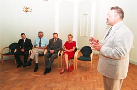 IZ2.JPG (19098 bytes)