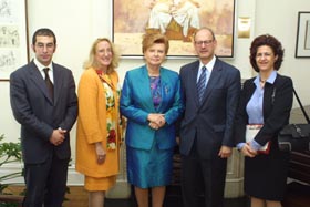 ANO07.JPG (22742 bytes)