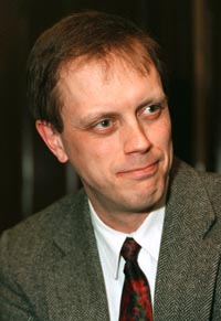 STREIPS.JPG (20105 bytes)