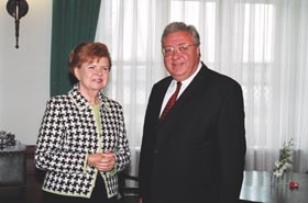 VV2.JPG (20213 bytes)