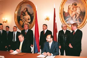 LIGUMS1.JPG (24645 bytes)