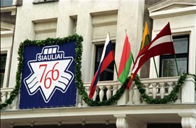 SAULI15.JPG (27092 bytes)