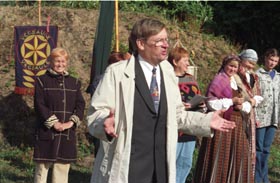 SAULI16.JPG (26667 bytes)