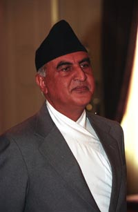 VESTNIEKS2.JPG (16049 bytes)