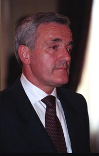 VESTNIEKS5.JPG (16327 bytes)