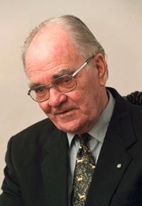 DELINS.JPG (13188 bytes)