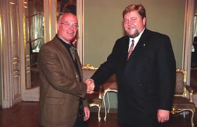 STRAUME1.JPG (15196 bytes)