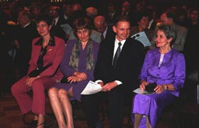 GRINDEKS3.JPG (15436 bytes)