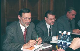 TIES1.JPG (19514 bytes)