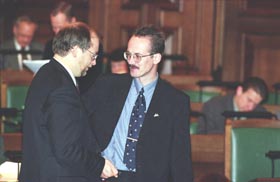 S1.JPG (17077 bytes)