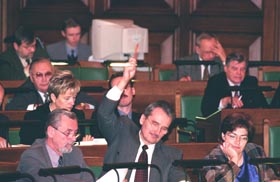 S7.JPG (22279 bytes)