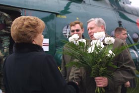 M01.JPG (20527 bytes)