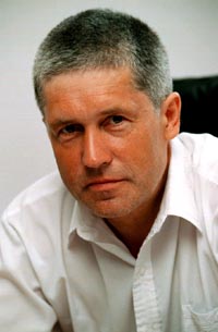 ABIKIS.JPG (19121 bytes)