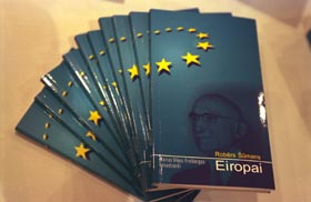 GR3.JPG (18806 bytes)