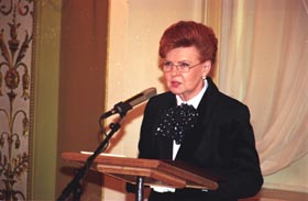 I09.JPG (18276 bytes)