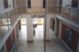 MAKSLA1.JPG (17659 bytes)