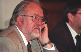 S4.JPG (17737 bytes)