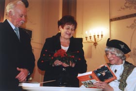 VALENTINA2.JPG (19757 bytes)