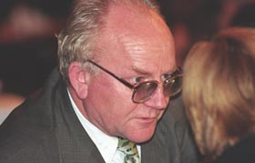 S10.JPG (16127 bytes)