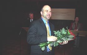 I1.JPG (14198 bytes)