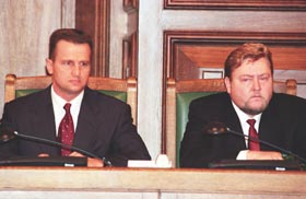 S13.JPG (21042 bytes)