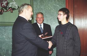 MKB2.JPG (19395 bytes)