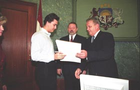 MKB3.JPG (16925 bytes)