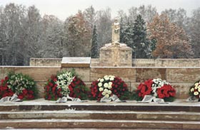 NOV12.JPG (24781 bytes)