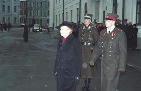 NOV24.JPG (16716 bytes)