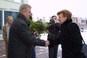 VIKE01.JPG (18760 bytes)