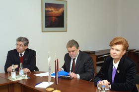 VIKE07.JPG (17665 bytes)