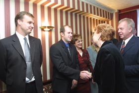 VIKE10.JPG (21010 bytes)