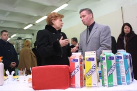 VIKE11.JPG (22346 bytes)