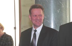 V08.JPG (14285 bytes)