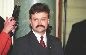 V10.JPG (16893 bytes)