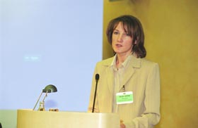 H2.JPG (13175 bytes)