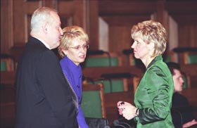 S6.JPG (18667 bytes)